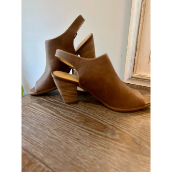 Naturalizer Teagan Slingback Open Toe Heeled Sandal SZ 7 - Picture 2 of 6